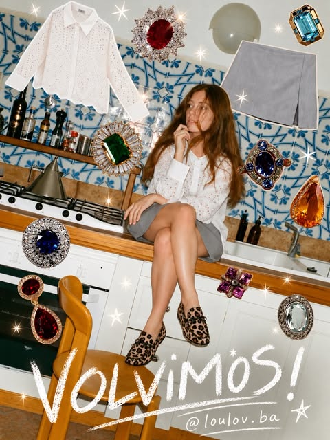 Volvimos! — editorial